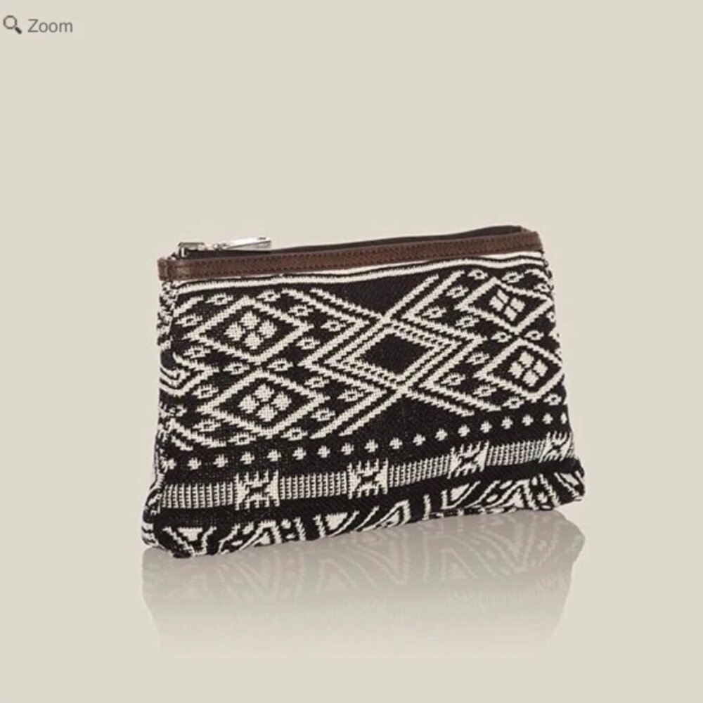 Thirty-One Reversible Pouch in Rio Weave